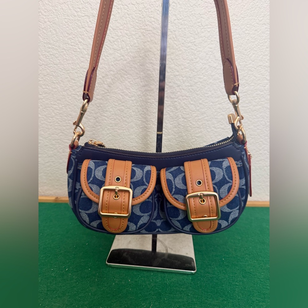 Coach Shoulder Bag